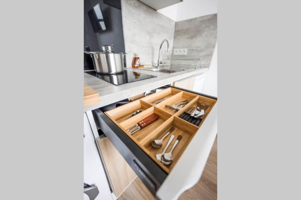 Le Sequoia Appart' Pour 4 Au Coeur De Ville Vichy Exterior foto